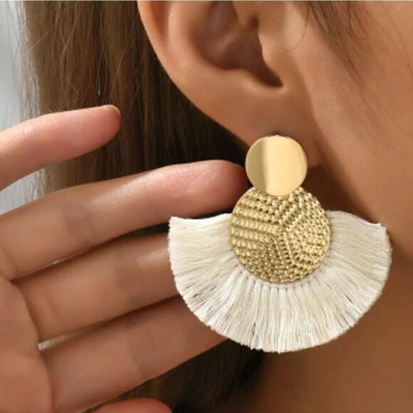 Handmade Colorful Tassel Dangle Earrings - Picture 2 of 10